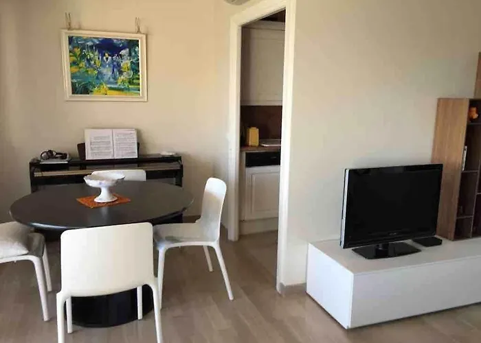 Luxurious Large 2 With Panoramic Sea View, Ac Daire